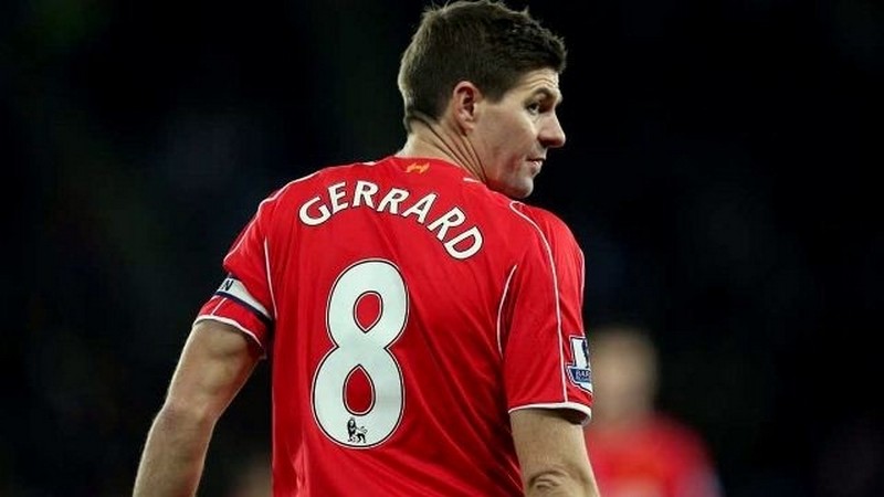 Steven Gerrard cũng biết đến là số 8 toàn diện nhất