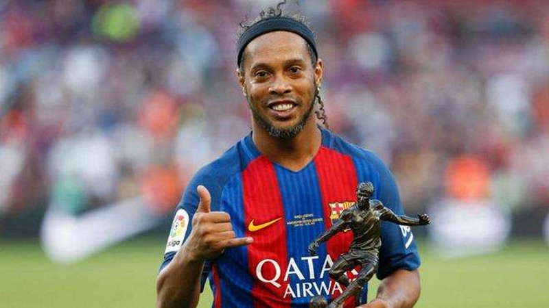 Ronaldinho từng là một cầu thủ chỉ có 1 trên thế giới